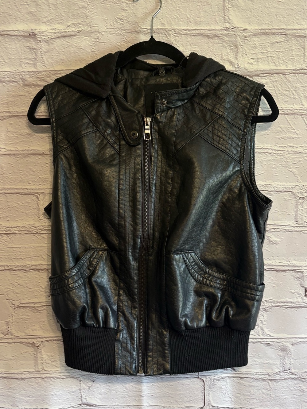 🌿5/$25 therapy Black Faux Leather Hooded Vest Jacket